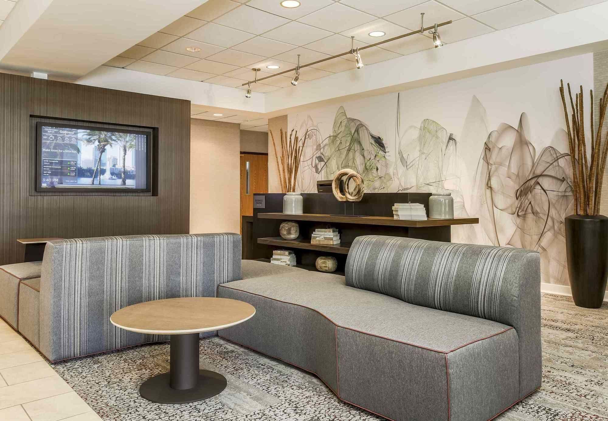 Courtyard By Marriott Orlando Lake Mary North Heathrow Extérieur photo