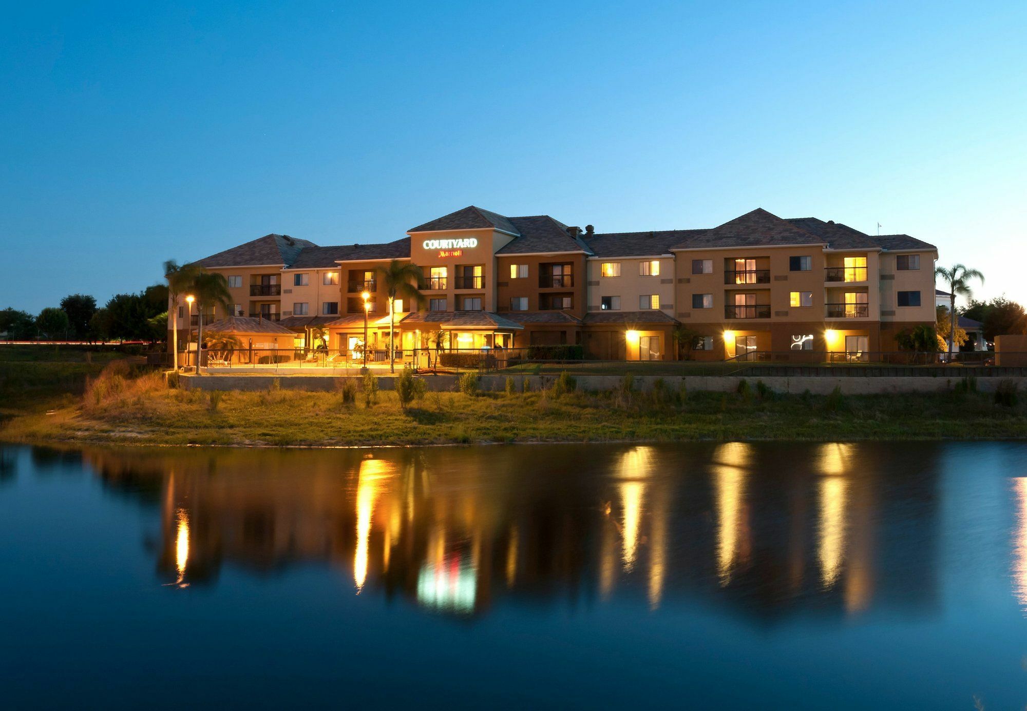Courtyard By Marriott Orlando Lake Mary North Heathrow Extérieur photo